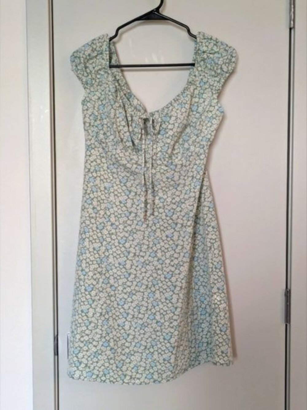 Levi’s Floral Print Scoop Neck Dress Size L